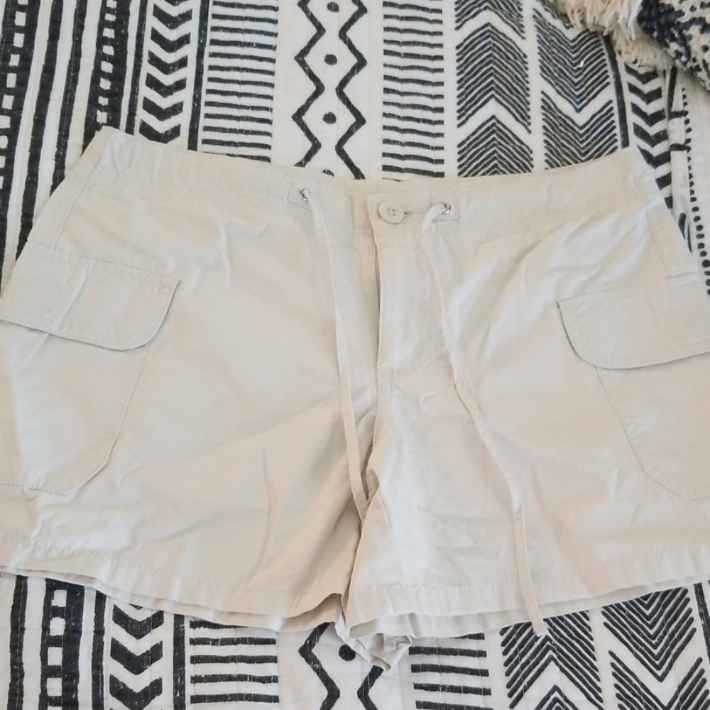 Old Navy Cream Shorts